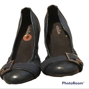 Abella blue shoes size-8